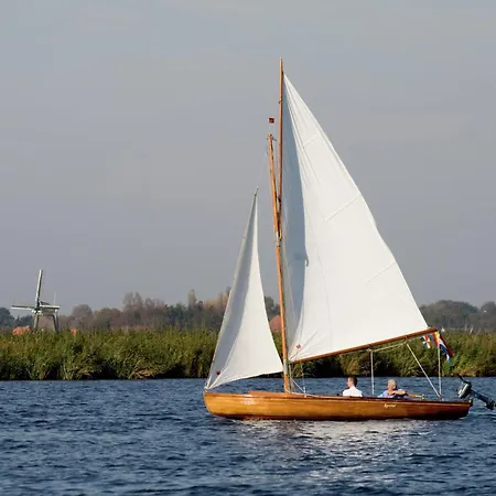 Lake-view Close To Amsterdam Uitgeest