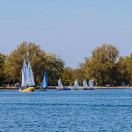 Lake-view Close To Amsterdam Uitgeest